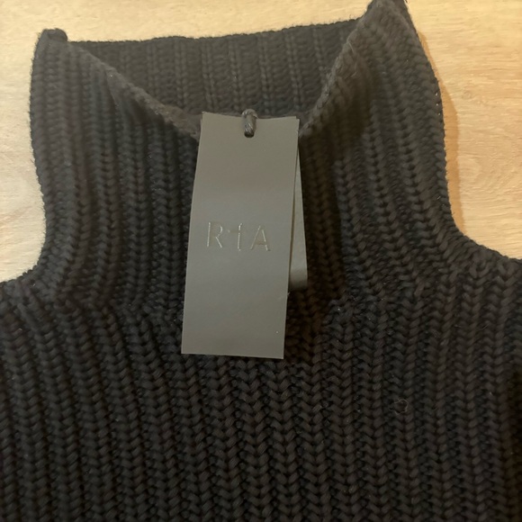 RtA Elsie Split Front Shaker Knit Turtleneck Sweater - Picture 3 of 4